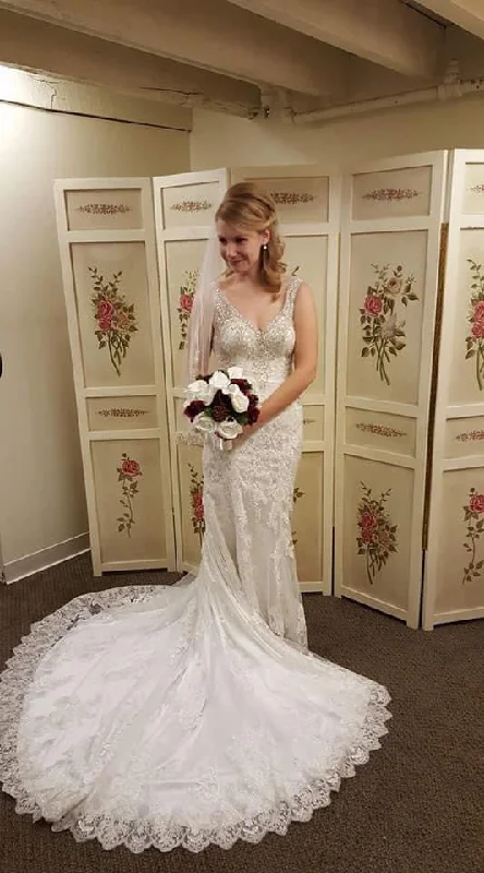 Save Money, Shop Happy!Allure Bridals C412