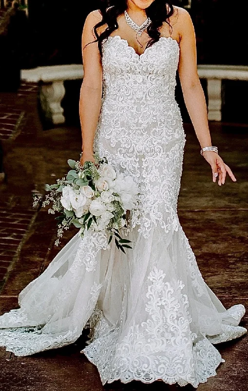 Steals and Deals Await!Allure Bridals C526