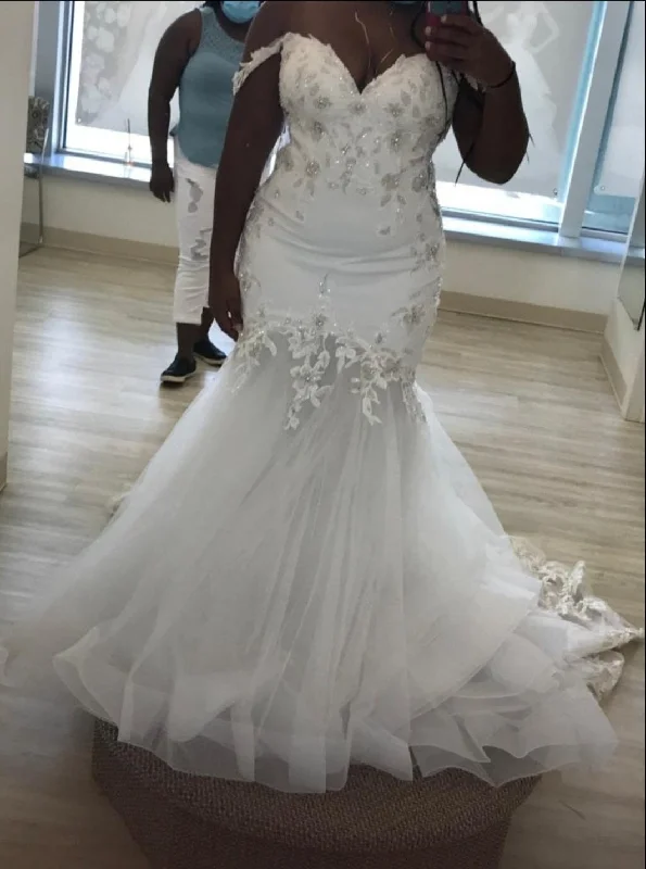 Your Dream Deal is Here!Allure Bridals C568