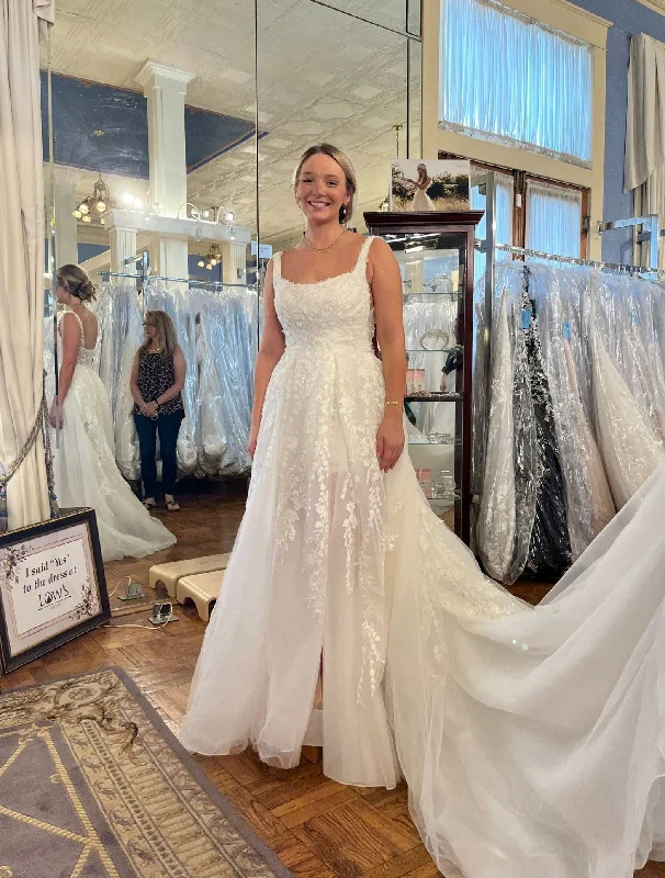 Lowest Prices Guaranteed!Allure Bridals C656