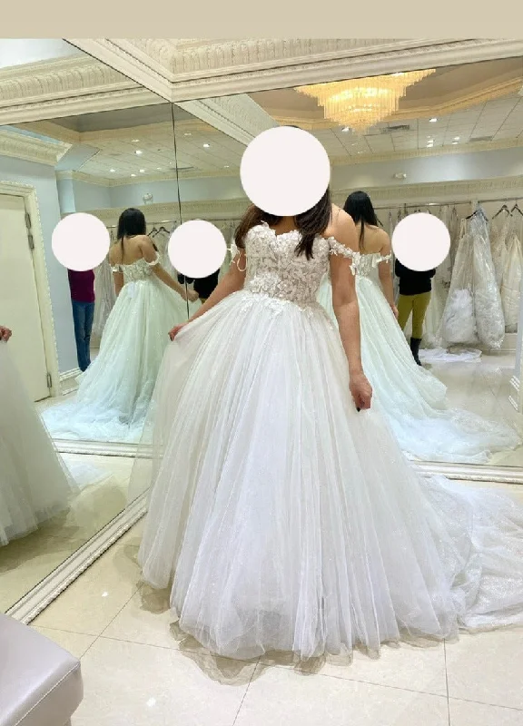 Mega Sale Happening Now!Allure Bridals Caprice E205