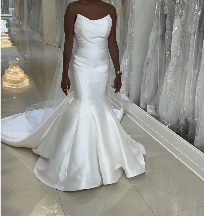 Special Discounts Inside!Allure Bridals Carmen E215