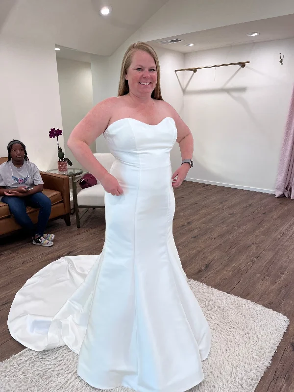 Your Favorite Items on Sale Now!Allure Bridals Custom Simple Strapless Sweetheart Trumpet