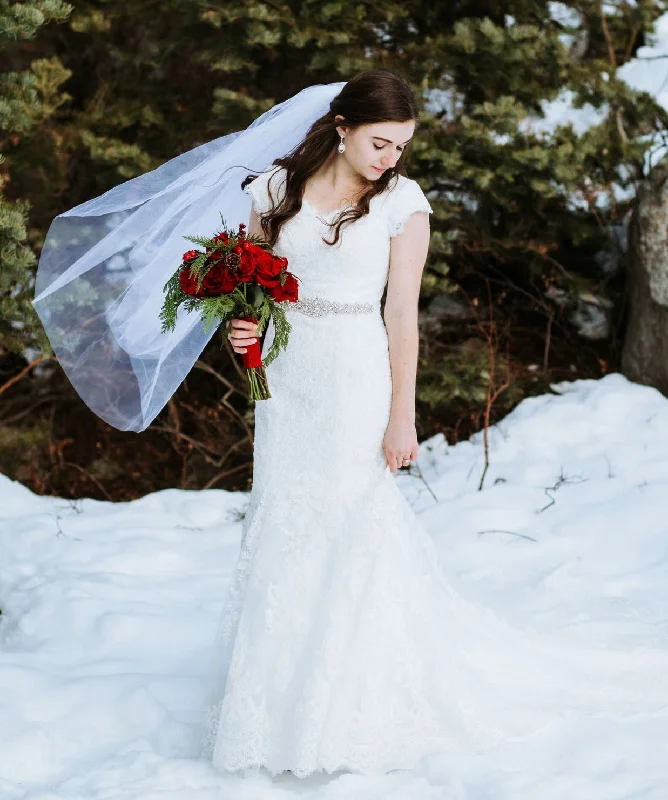 Price Drop Alert!Allure Bridals M556