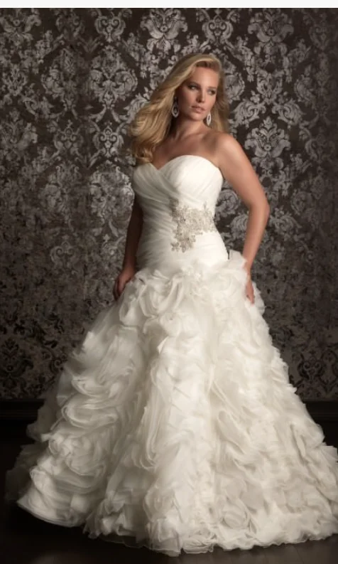 Shop More, Spend Less!Allure Bridals Sweetheart
