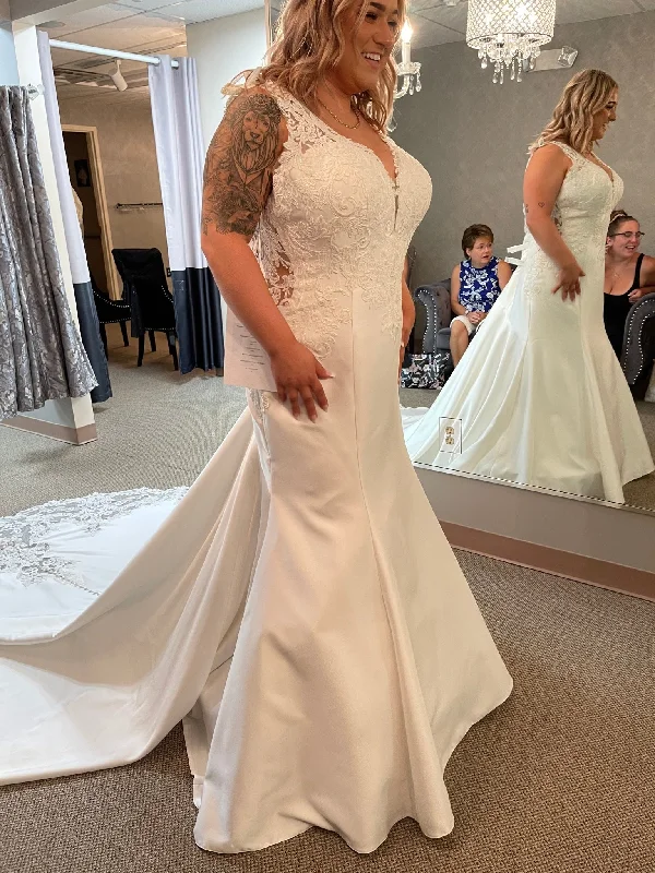 Savings You Can’t Ignore!Allure Bridals W463