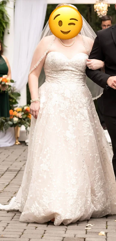 Time to Snag a Bargain!Allure Bridals 9559