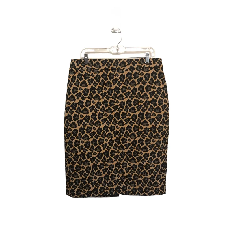 Shop Before It’s Gone!Animal Print Skirt Mini & Short By Talbots, Size: 14