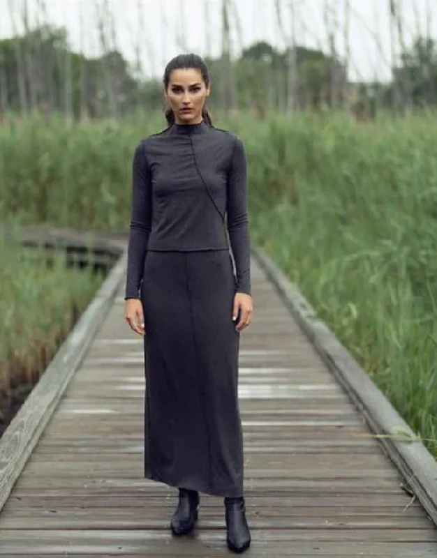 Savings You Can’t Ignore!Profile NYC Outside Seam Skirt