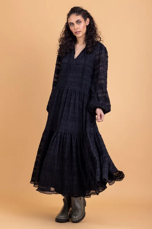 Lowest Prices Guaranteed!Sophia Dress Black
