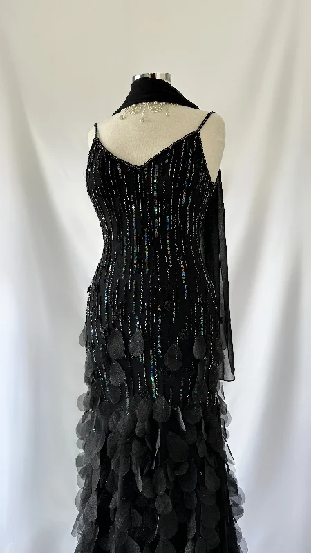 Don’t Wait – Shop Today!Stunning 00s Black Swan Embellished Silk Gown (S/M)