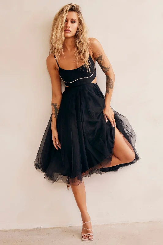 Score Huge Discounts Today!Got Glam Midi Dress - Black