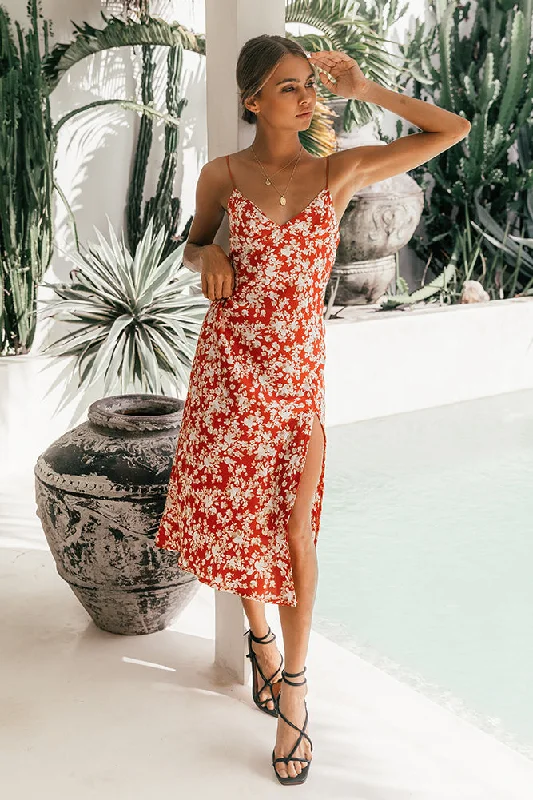 Shop Before It’s Gone!Passion Prima Midi Dress
