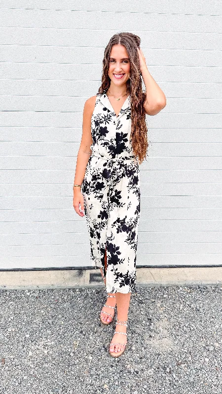 One Day Only – Huge Savings!Tea Time Floral Midi Dress